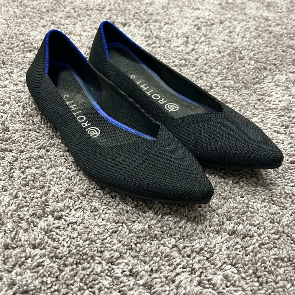 Rothy’s black pointed toe flats size 10